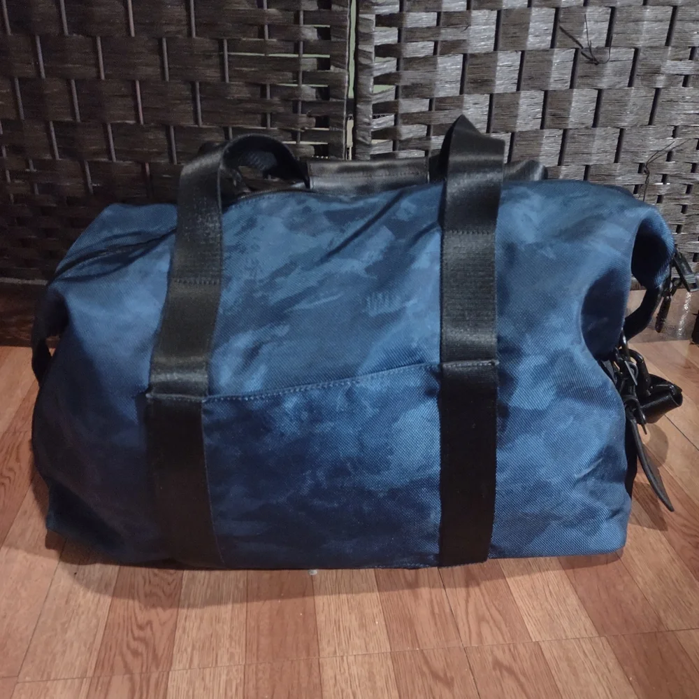 Tumi Alpha 3 Double Expansion Satchel Carry On Duffle